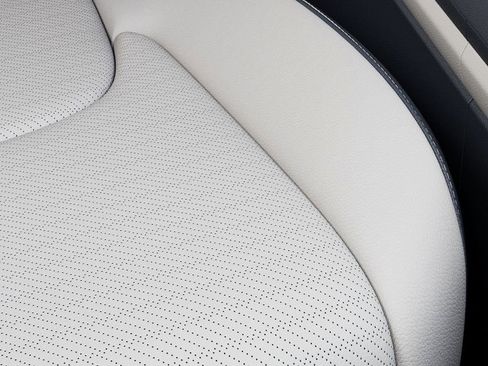 New 2026 Kia Carnival Hybrid FWD image 24
