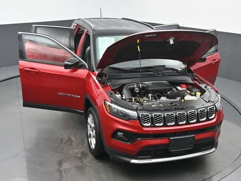 Used 2025 Jeep Compass Limited AWD/4WD image 62