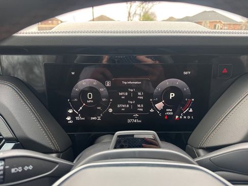 Used 2025 GMC Yukon XL AT4 w/ AT4 Premium Plus Package image 19