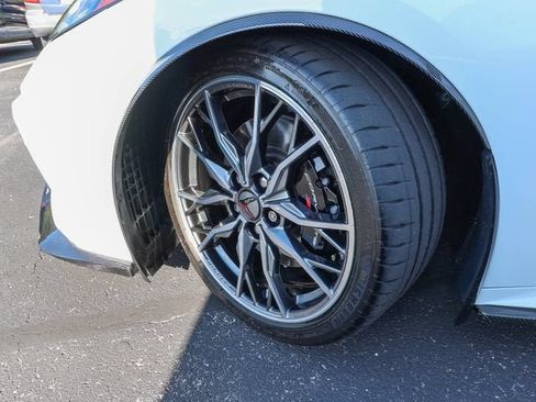 Used 2025 Chevrolet Corvette Stingray Premium Conv w/ Z51 Performance Package RWD image 26