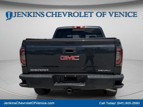 Used 2017 GMC Sierra 1500 Denali w/ Denali Ultimate Package AWD/4WD image 6