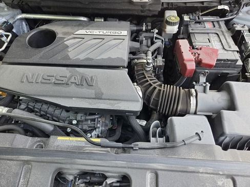 Used 2023 Nissan Rogue SV FWD image 30