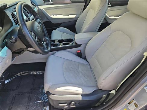 Used 2016 Hyundai Sonata Sport w/ Option Group 1V FWD image 16