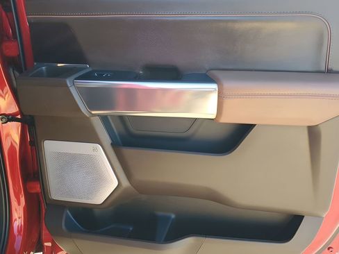 Used 2025 Ford F150 King Ranch w/ FX4 Off-Road Package image 45