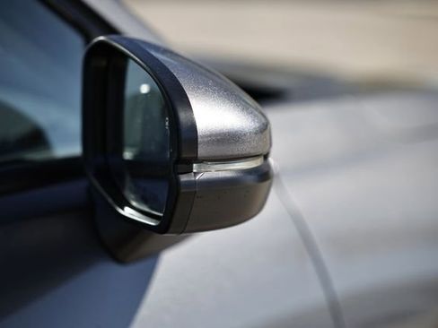 New 2026 Honda HR-V EX-L image 13