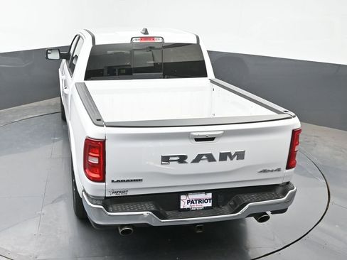 Used 2025 RAM 1500 Laramie AWD/4WD image 34