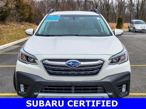 Certified 2022 Subaru Outback Limited image 4