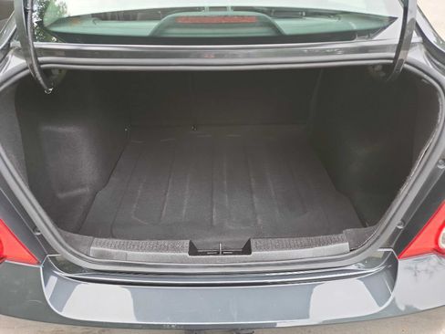 Used 2015 Chevrolet Sonic LT FWD image 26