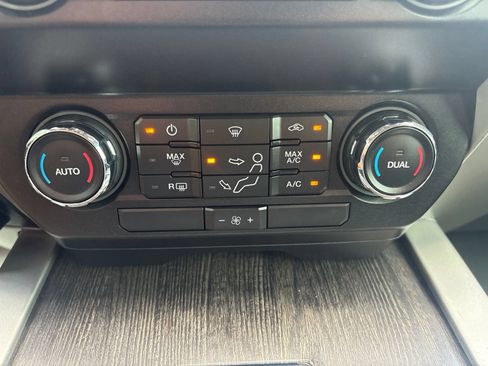 Used 2021 Ford F250 Lariat w/ Chrome Package AWD/4WD image 44