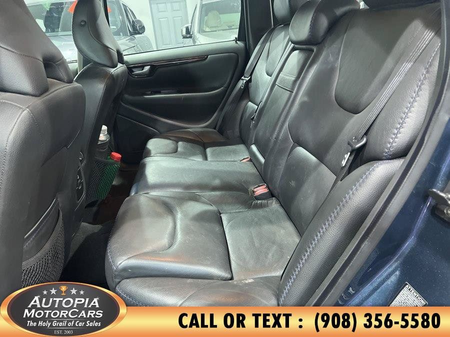 Used 2005 Volvo XC70 AWD/4WD image 15