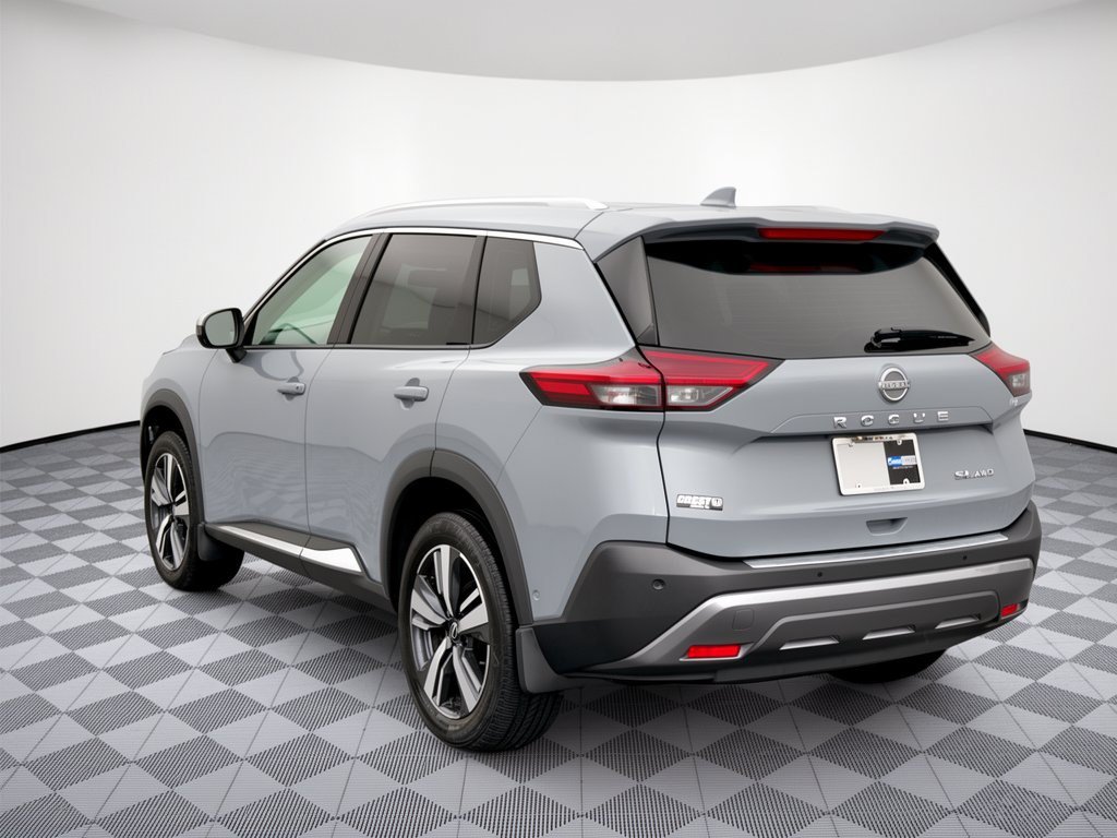 Used 2023 Nissan Rogue SL w/ SL Premium Package AWD/4WD image 3