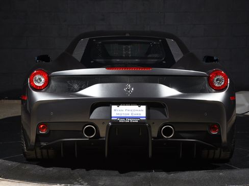 Used 2014 Ferrari 458 Speciale Coupe RWD image 10