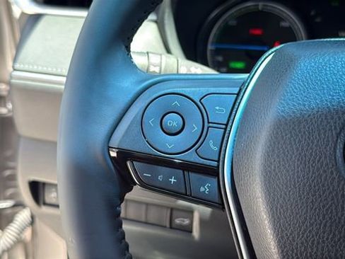 Used 2023 Toyota Venza XLE AWD/4WD image 23