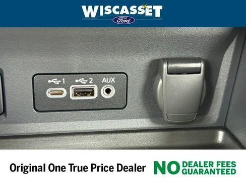 Used 2025 Nissan Sentra SV w/ Lighting Package image 10