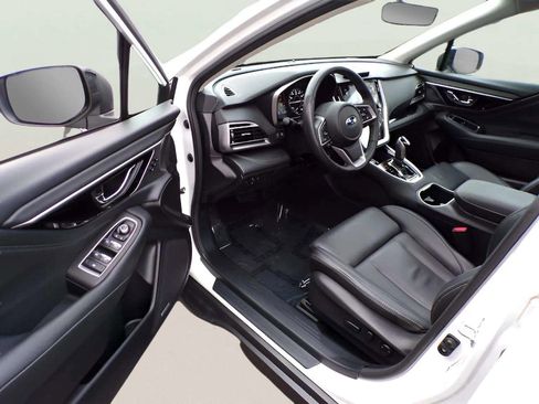 Used 2022 Subaru Outback Limited image 10