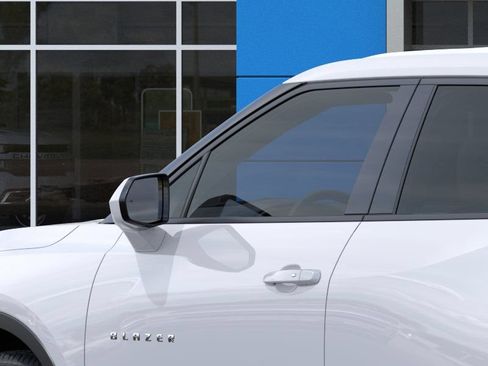New 2026 Chevrolet Blazer LT FWD image 12