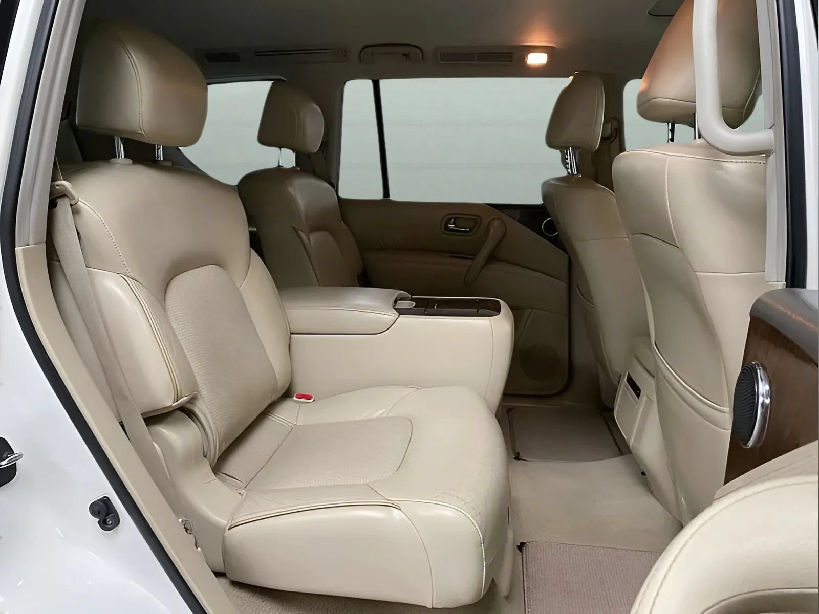 Used 2015 INFINITI QX80 2WD image 13