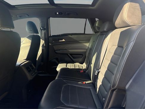 Used 2022 Volkswagen Atlas Cross Sport SEL Premium R-Line image 10