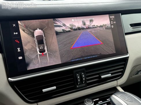 Used 2022 Porsche Cayenne Base image 20