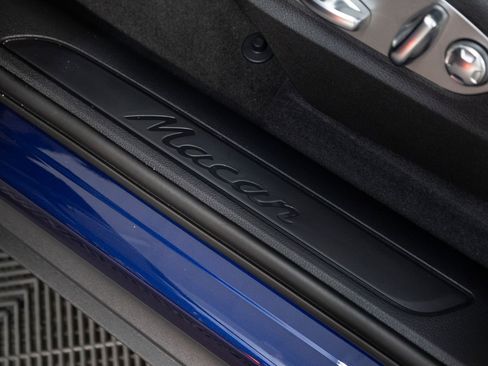 New 2026 Porsche Macan AWD/4WD image 21