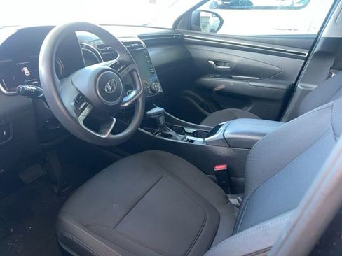 Used 2024 Hyundai Tucson SE image 7