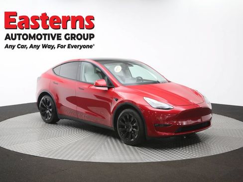 Used 2023 Tesla Model Y Long Range AWD/4WD image 46
