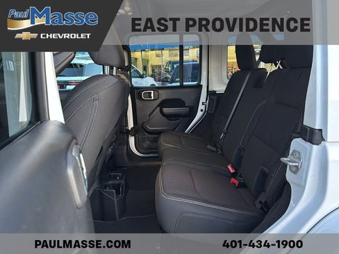 Used 2021 Jeep Wrangler Unlimited Sport image 16