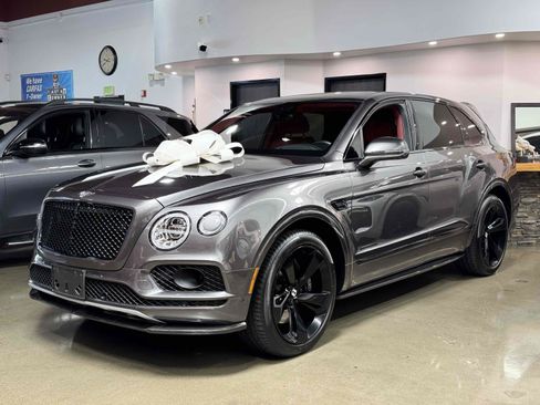 Used 2018 Bentley Bentayga AWD/4WD image 73