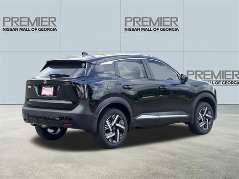 New 2026 Nissan Kicks SV w/ Charging Package FWD image 21