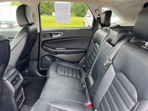Used 2024 Ford Edge SEL AWD/4WD image 7