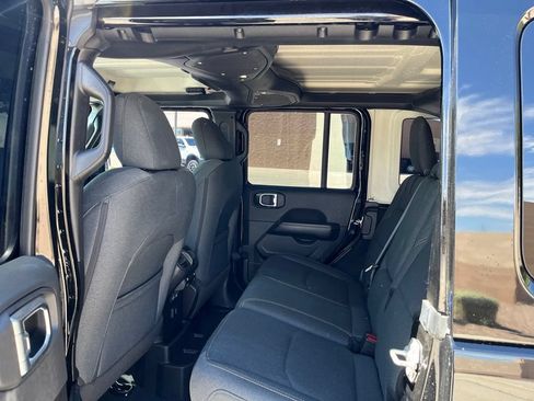 Used 2024 Jeep Wrangler Unlimited Sahara w/ Safety Group AWD/4WD image 17