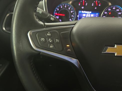 Used 2021 Chevrolet Equinox LT AWD/4WD image 15