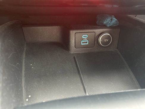 Used 2021 Ford Escape SE w/ Cold Weather Package image 42