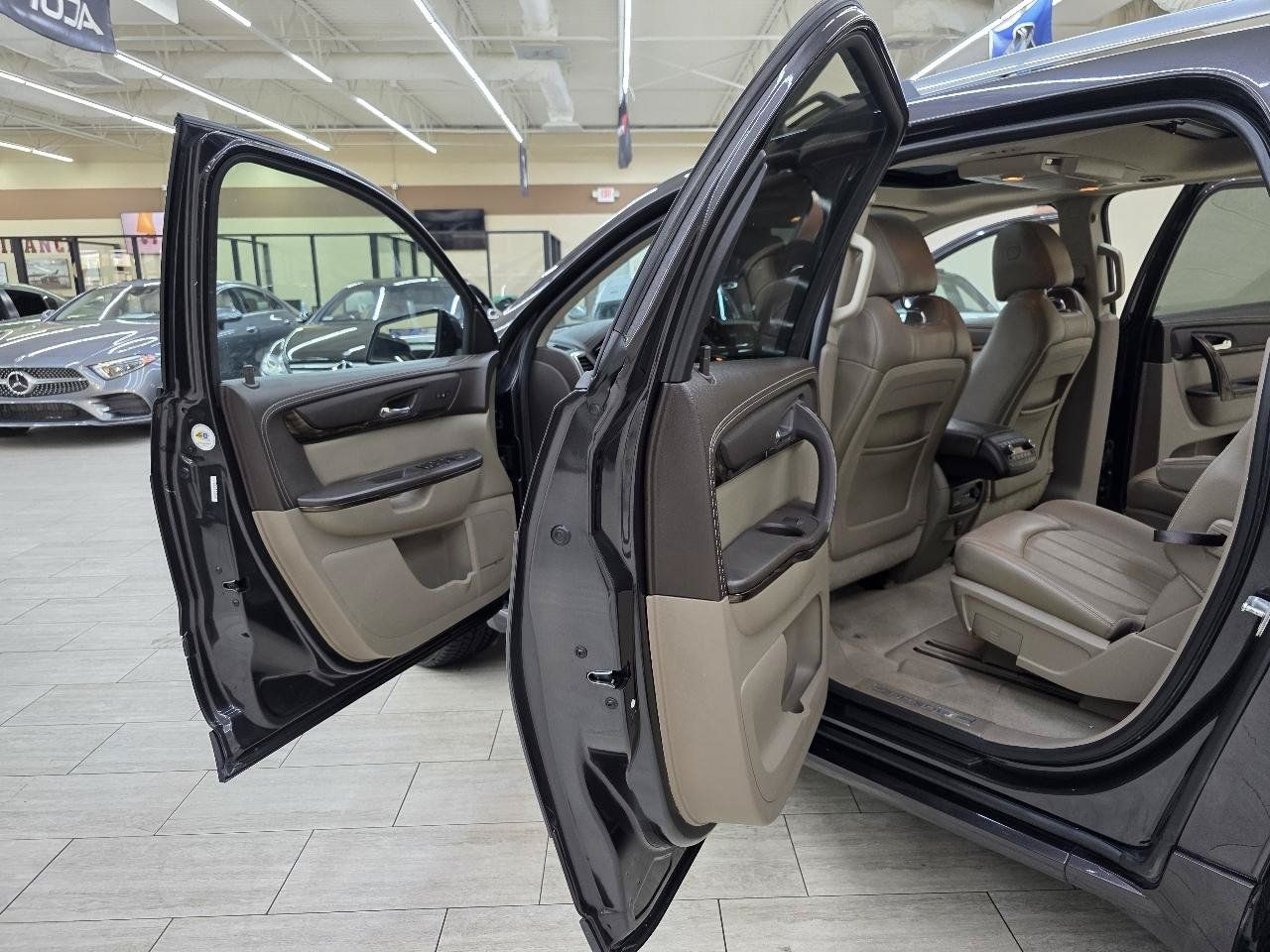 Used 2015 GMC Acadia Denali AWD/4WD image 12