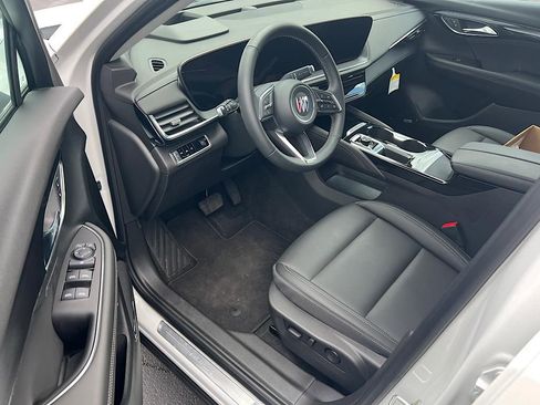 New 2025 Buick Envision Preferred image 8