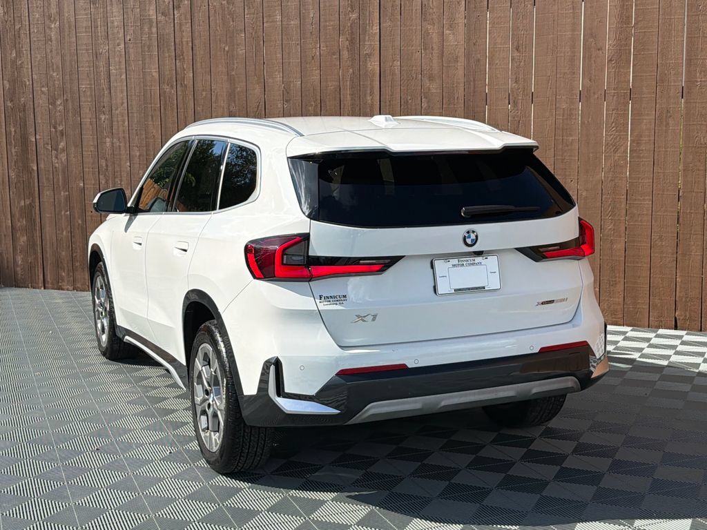 Used 2025 BMW X1 xDrive28i w/ Convenience Package AWD/4WD image 17