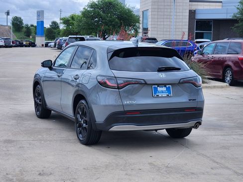 Used 2023 Honda HR-V Sport image 7