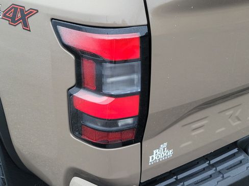 Used 2023 Nissan Frontier PRO-4X w/ Pro-4X Premium Package AWD/4WD image 11