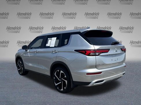 Used 2023 Mitsubishi Outlander SE AWD/4WD image 7