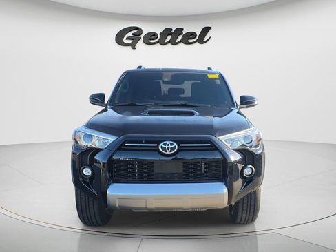 Used 2023 Toyota 4Runner TRD Off-Road Premium w/ Moonroof Package AWD/4WD image 2