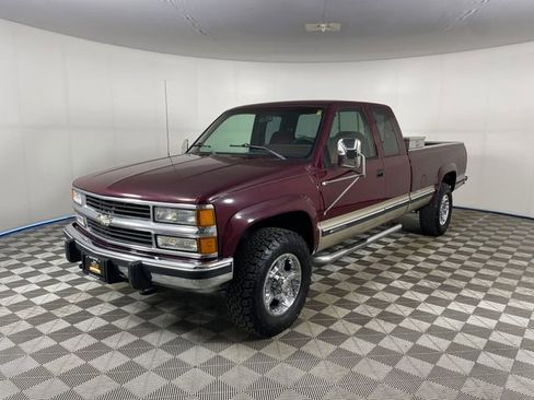 Used 1994 Chevrolet Silverado 2500 4x4 Extended Cab image 1