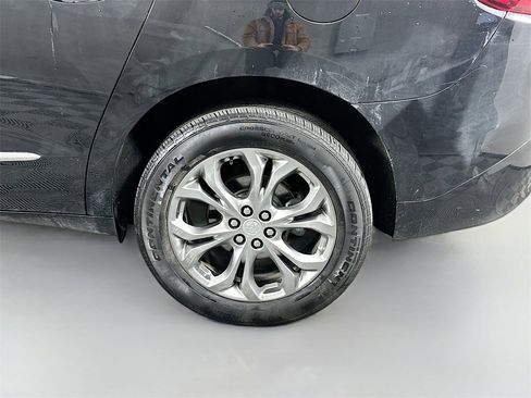 Used 2021 Buick Enclave Avenir w/ Avenir Technology Package image 34
