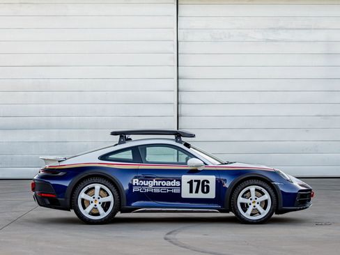 Used 2024 Porsche 911 Dakar AWD/4WD image 9