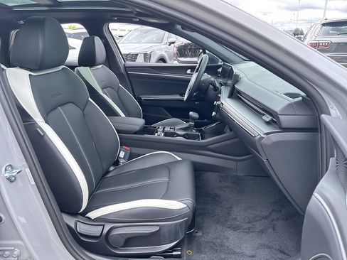 Used 2025 Kia K5 GT-Line w/ GT-Line Premium Package FWD image 31