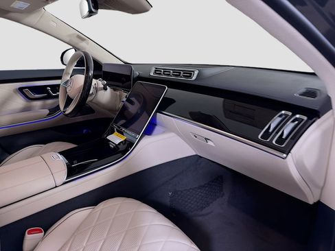 New 2026 Mercedes-Benz S 580 4MATIC Sedan image 32