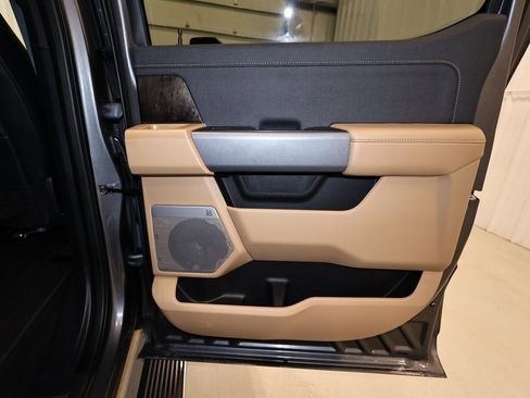 Certified 2024 Ford F350 Lariat w/ Lariat Ultimate Package image 18