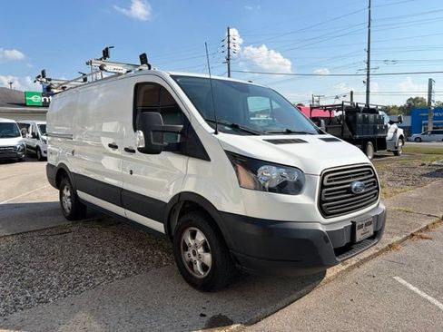 Used 2019 Ford Transit 250 130 Low Roof RWD image 3