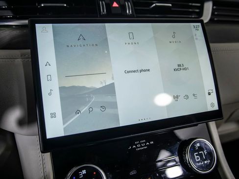 Used 2021 Jaguar F-PACE S AWD/4WD image 26