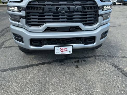 Used 2026 RAM 2500 Big Horn AWD/4WD image 14