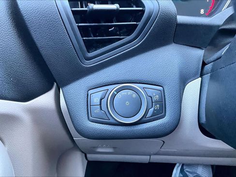 Used 2017 Ford Escape SE w/ SE Leather Comfort Package image 33